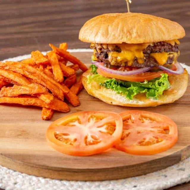 B3. Double Stackin Burger.